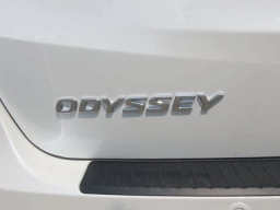 Honda Odyssey Touring Auto 2026