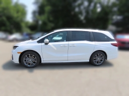 Honda Odyssey Touring Auto 2026