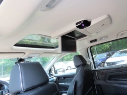 Honda Odyssey Touring Auto 2026