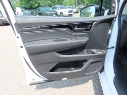 Honda Odyssey Touring Auto 2026