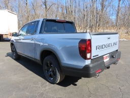 Honda Ridgeline Black Edition AWD 2026