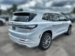 Buick Enclave Avenir 4dr 2026