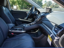 Acura RDX w/Technology Package SH-AWD 2026