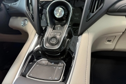 Acura RDX w/Advance Package SH-AWD 2026