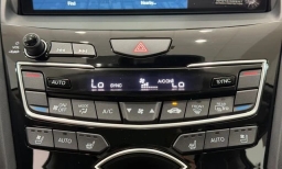 Acura RDX w/Advance Package SH-AWD 2026