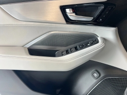 Acura MDX w/Technology Package SH-AWD 2026