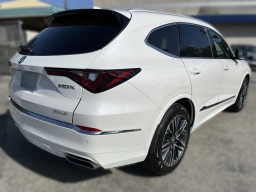 Acura MDX w/Advance Package SH-AWD 2026