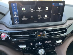 Acura MDX w/Advance Package SH-AWD 2026