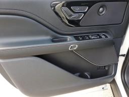 Lincoln Aviator Premiere RWD 2026