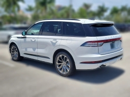 Lincoln Aviator Premiere AWD 2026