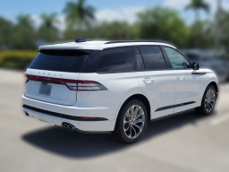Lincoln Aviator Premiere AWD 2026