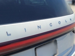 Lincoln Aviator Premiere AWD 2026