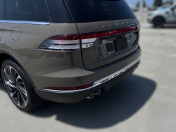 Lincoln Aviator Reserve AWD 2025
