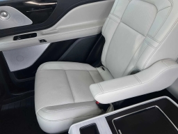 Lincoln Aviator Reserve AWD 2025