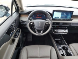 Lincoln Corsair Reserve FWD 2026