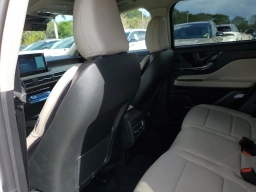 Lincoln Corsair Reserve FWD 2026