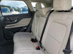 Lincoln Corsair Reserve FWD 2026