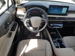 Lincoln Corsair Reserve FWD 2026
