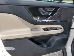 Lincoln Corsair Reserve FWD 2026