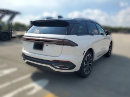 Lincoln Nautilus Reserve AWD 2025