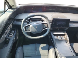 Lincoln Nautilus Reserve AWD 2025