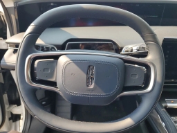 Lincoln Nautilus Reserve AWD 2025