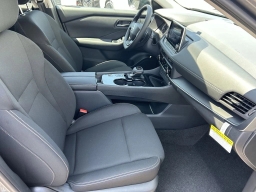 Nissan Rogue S FWD 2026