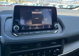 Nissan Rogue S FWD 2026