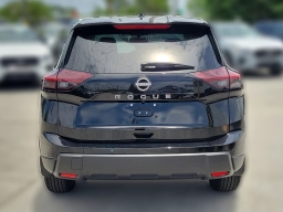 Nissan Rogue S FWD 2026