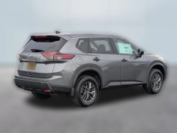 Nissan Rogue S FWD 2026