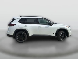 Nissan Rogue Dark Armor FWD 2026