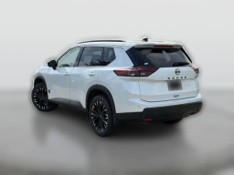 Nissan Rogue Dark Armor FWD 2026
