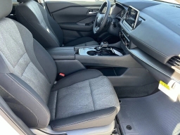 Nissan Rogue SV FWD 2026