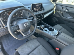 Nissan Rogue SV FWD 2026