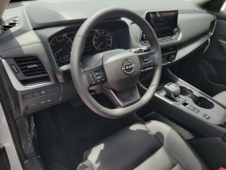 Nissan Rogue Dark Armor FWD 2026