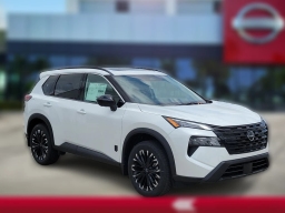Nissan Rogue Dark Armor FWD 2026