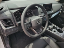Nissan Rogue Dark Armor FWD 2026