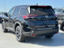 Nissan Rogue SV FWD 2026