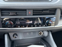 Nissan Rogue SV FWD 2026