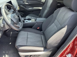 Nissan Rogue SV FWD 2026