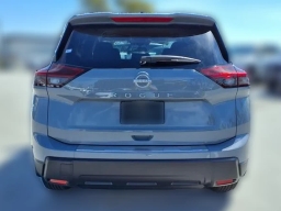 Nissan Rogue SV FWD 2026