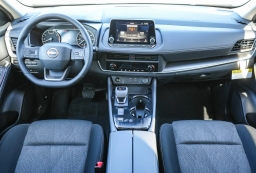 Nissan Rogue SV FWD 2026
