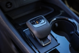 Nissan Rogue SV FWD 2026