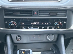 Nissan Rogue SV FWD 2026