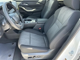 Nissan Rogue SV FWD 2026