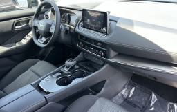 Nissan Rogue SV FWD 2026