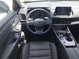 Nissan Rogue Dark Armor FWD 2026