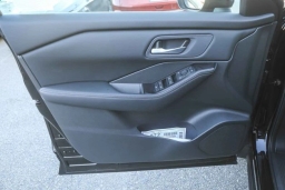 Nissan Rogue SV FWD 2026
