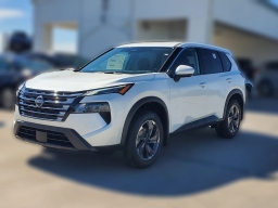 Nissan Rogue Dark Armor FWD 2026