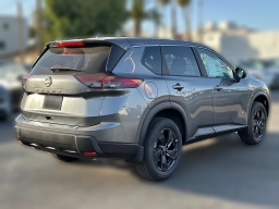 Nissan Rogue SV FWD 2026